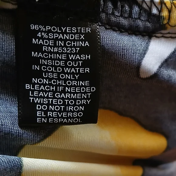 Unique Spectrum Knit Women's Lemon Pattern Stretch Plus Size Blouse. Size 3X - Picture 6 of 8